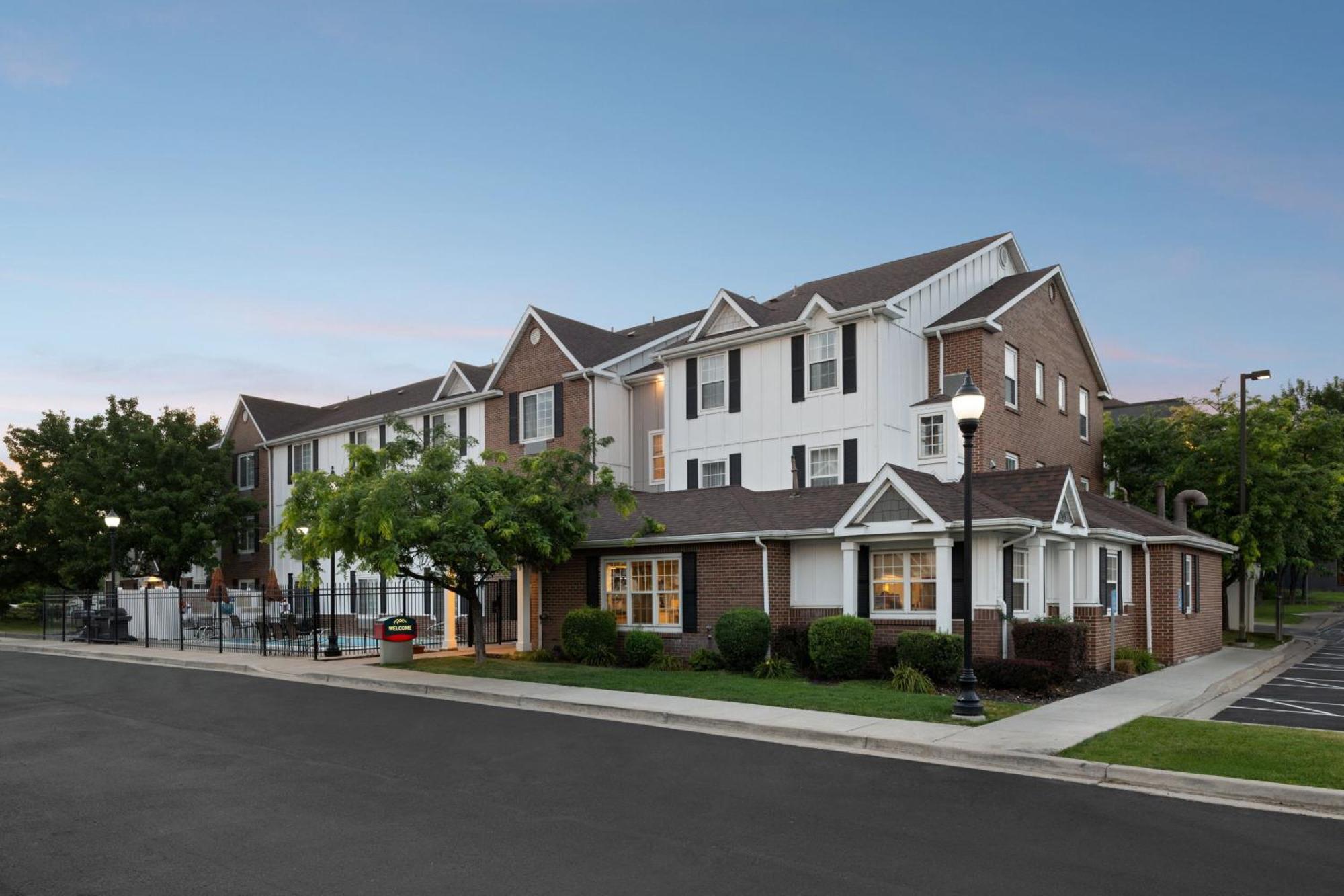 Towneplace Suites Salt Lake City Layton Bagian luar foto