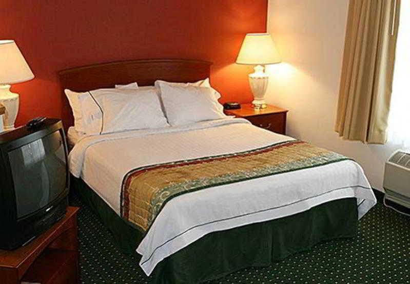 Towneplace Suites Salt Lake City Layton Bagian luar foto